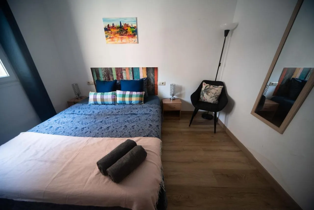 By Port Vell Rooms Hostel Barcelona